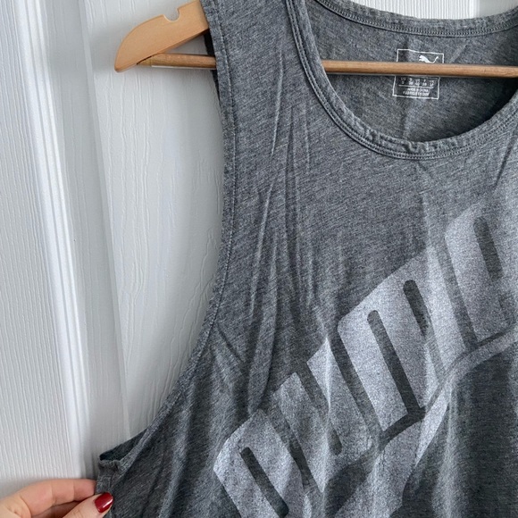 Puma work out top - low arm hole - Picture 2 of 4